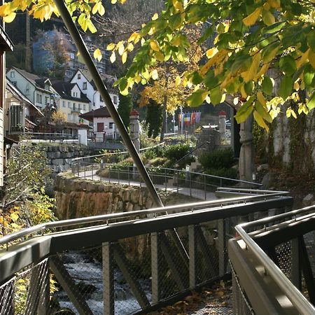 Gaestehaus Zur Lilie Triberg im Schwarzwald ภายนอก รูปภาพ