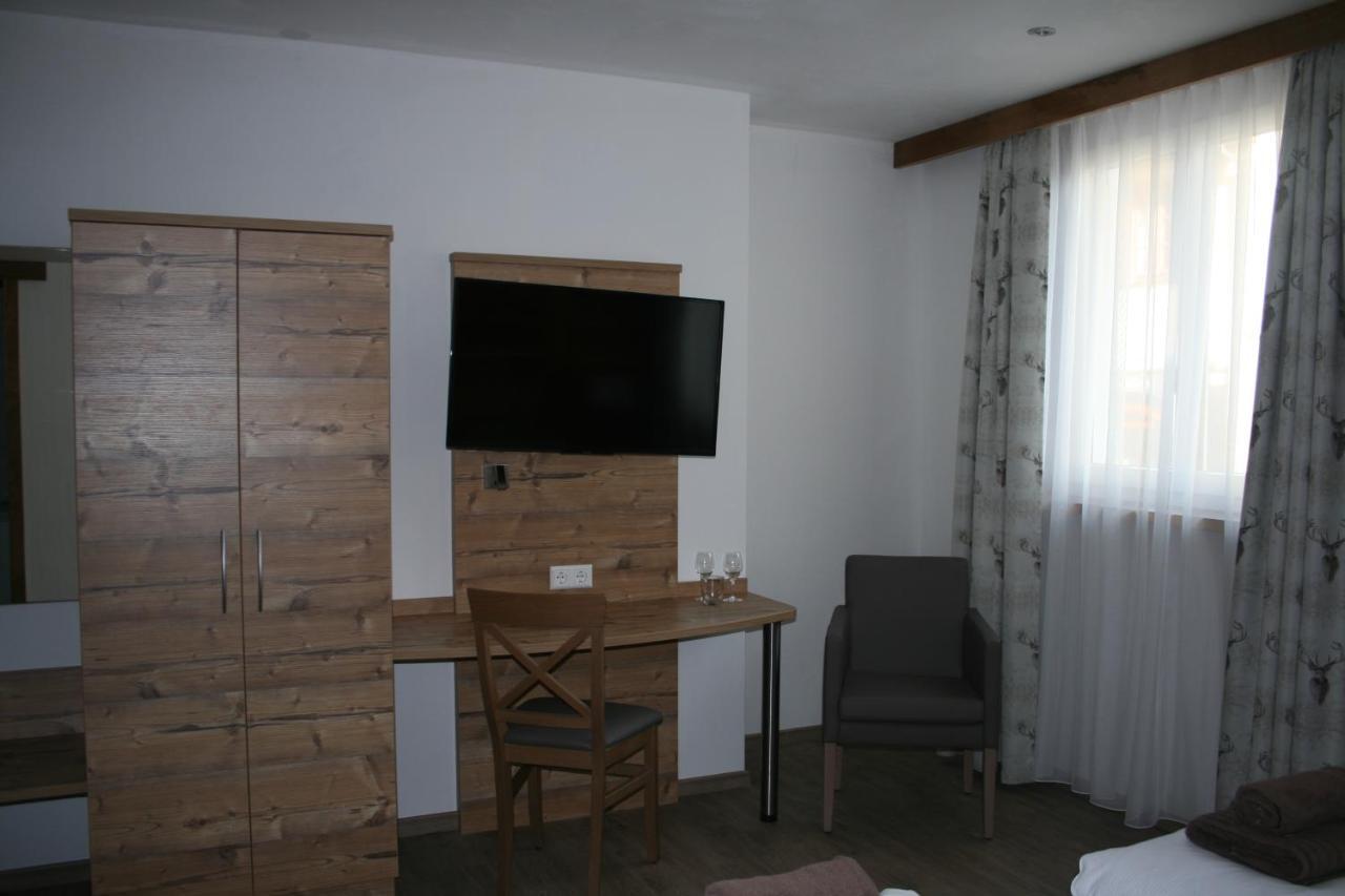 Gaestehaus Zur Lilie Triberg im Schwarzwald ภายนอก รูปภาพ